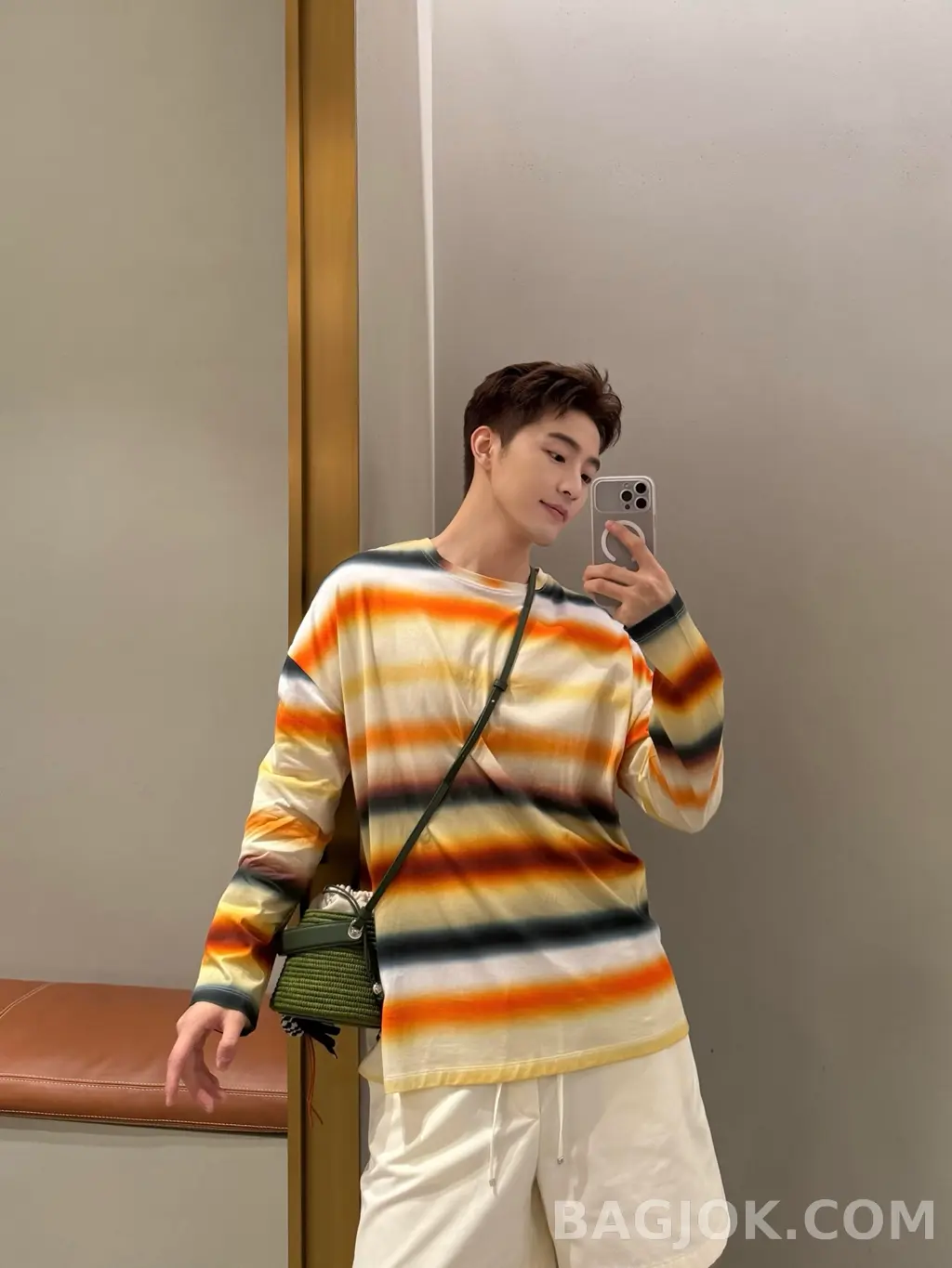 로에베 Loewe Paula's Ibiza 아나그램 자수 쇼츠 상세 이미지