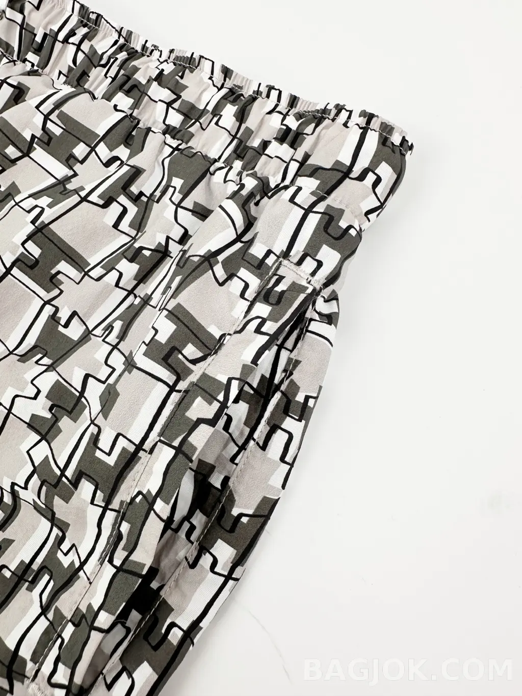 에르메스 Hermès "H Cut Remix" Swim Trunks 상세 이미지