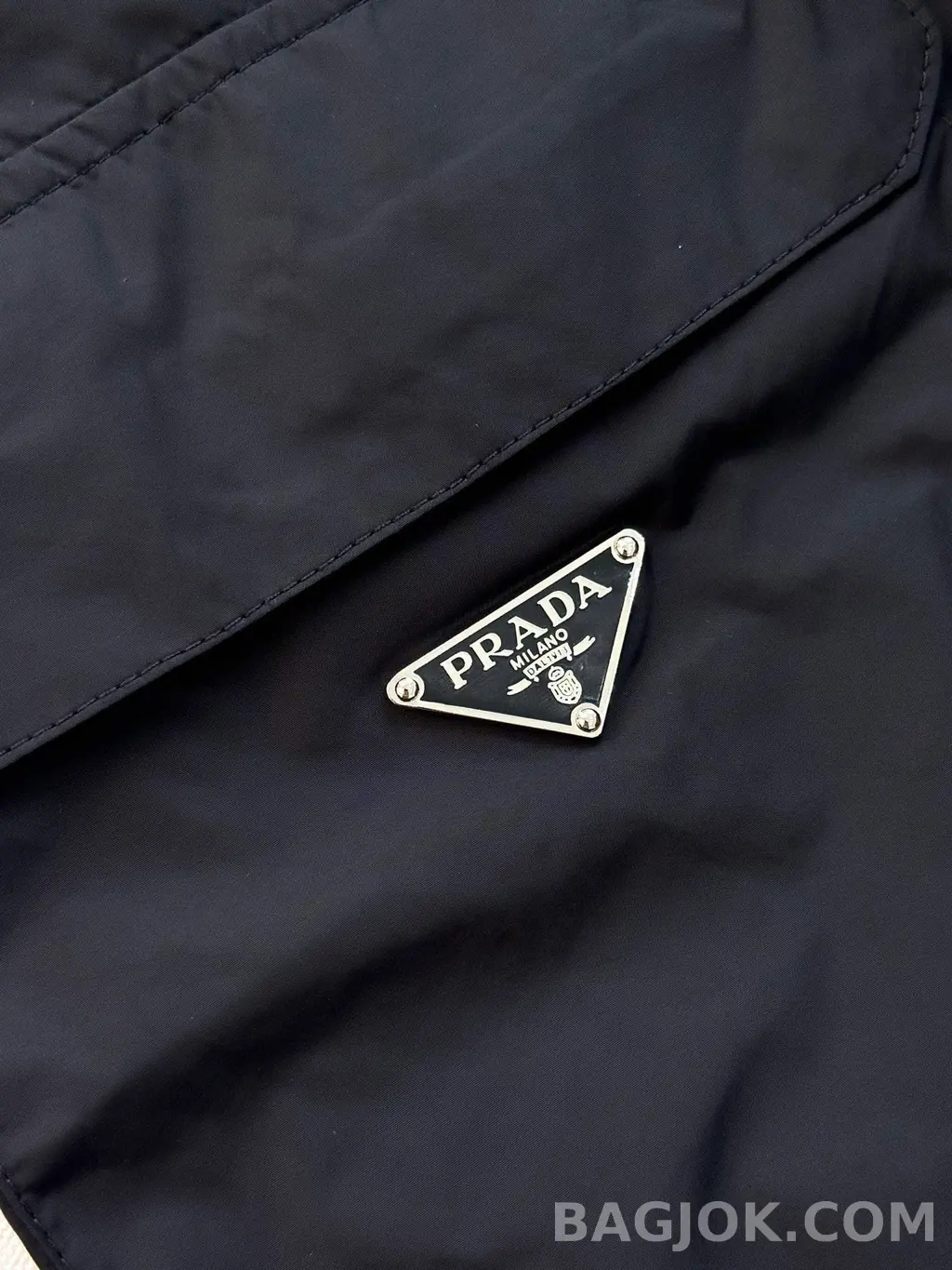 프라다 Prada 리나일론 카고 베르무다 쇼츠 상세 이미지