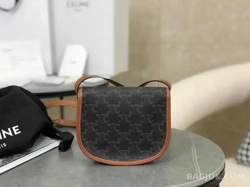 셀린느 CEL 트리옹프 미니 베사체 상세 이미지