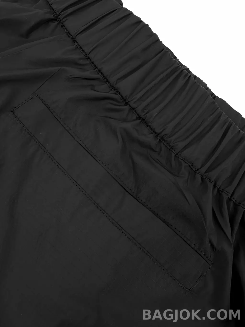 몽클레어 Moncler 카고 쇼츠 상세 이미지