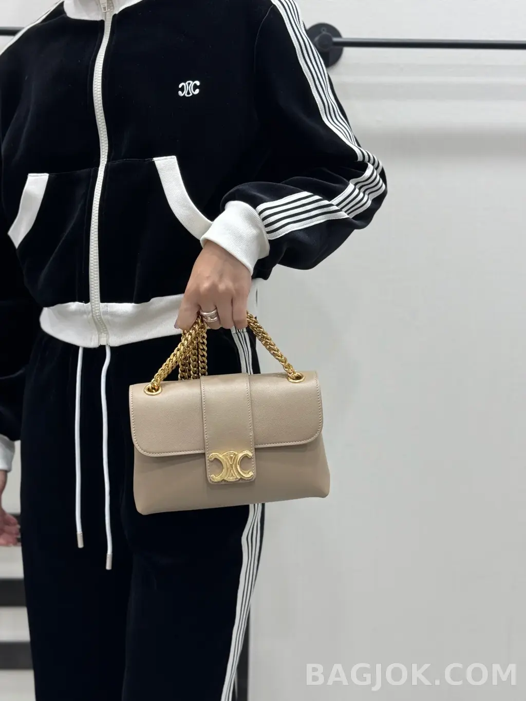 셀린느 CEL 틴 빅투아르 체인백 상세 이미지