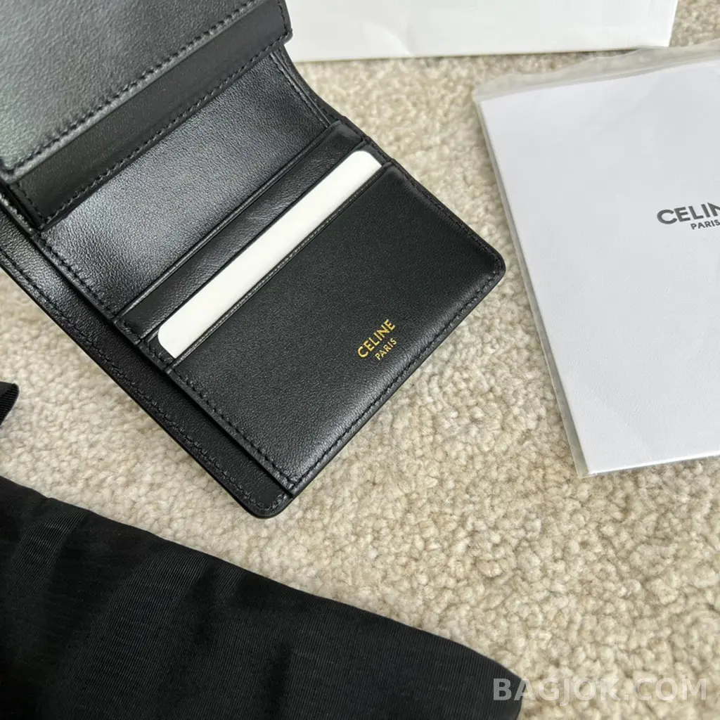 셀린느 CEL 콘티 스몰 지갑 상세 이미지