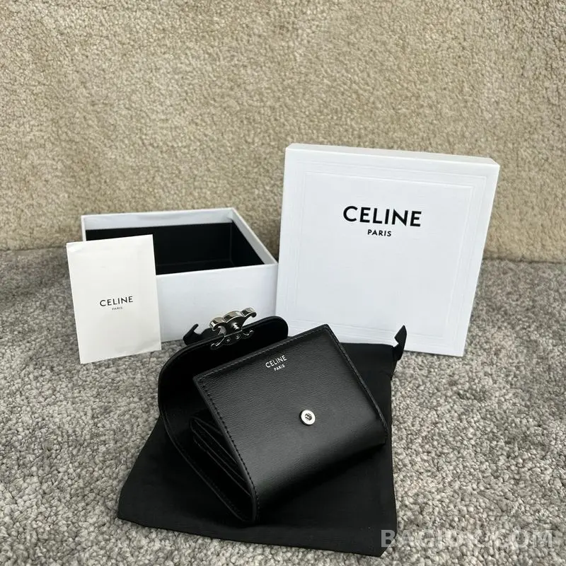 셀린느 CEL 스몰 트리오페 플랩 지갑 카프스킨 상세 이미지