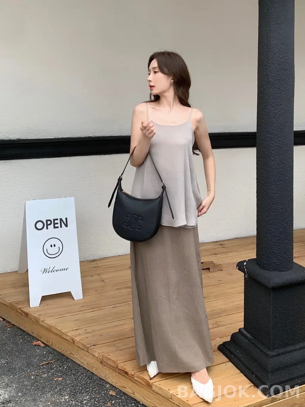 셀린느 CELINE 엘로이즈백 레더 스몰 상세 이미지