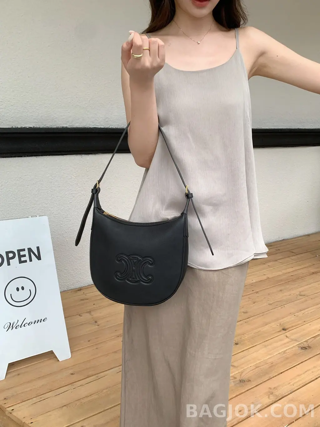 셀린느 CELINE 엘로이즈백 레더 스몰 상세 이미지