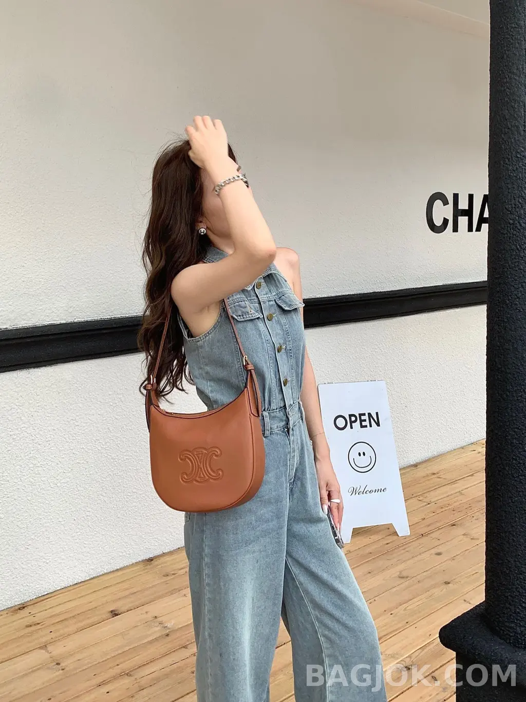 셀린느 CELINE 엘로이즈백 레더 스몰 상세 이미지