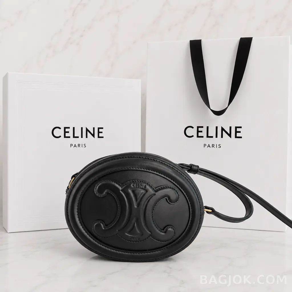 셀린느 CELINE 퀴르 트리옹프 오벌백 상세 이미지