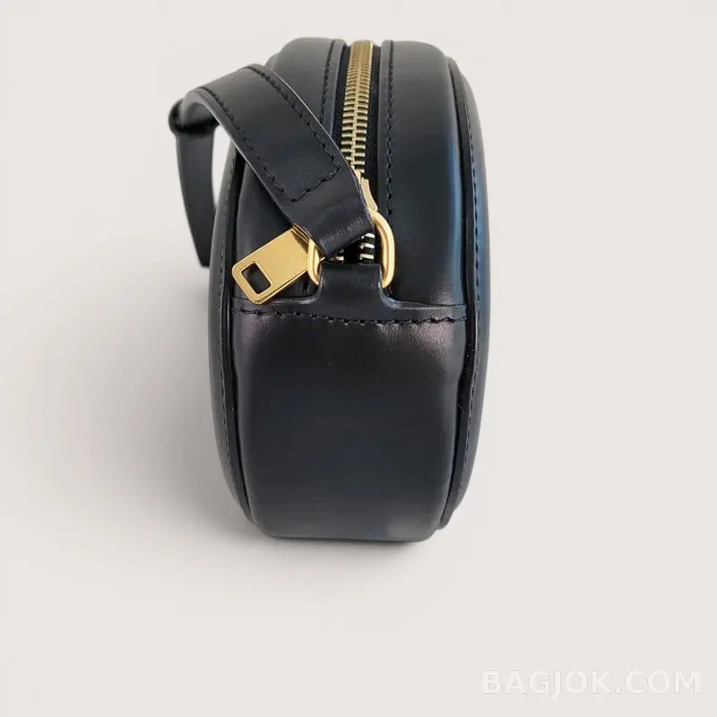 셀린느 CELINE 퀴르 트리옹프 오벌백 상세 이미지