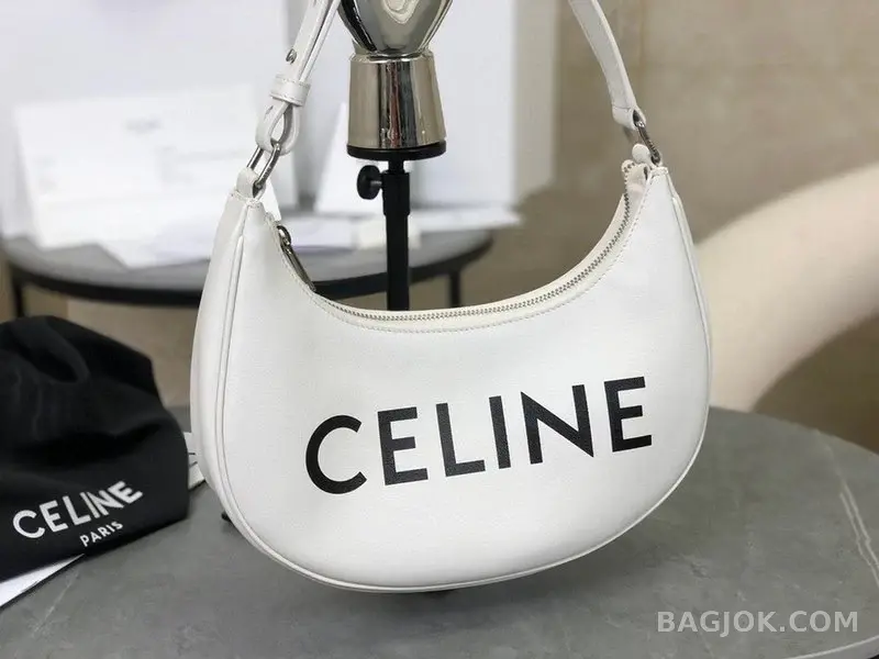 셀린느 CELINE 레더 로고 아바백 상세 이미지
