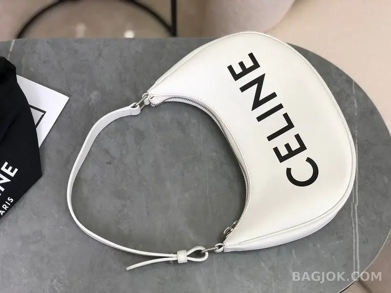 셀린느 CELINE 레더 로고 아바백 상세 이미지