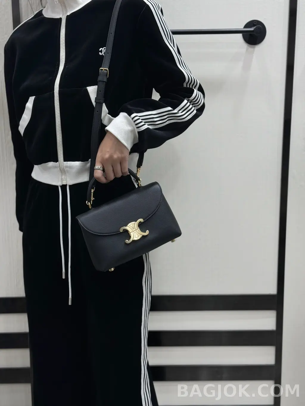 셀린느 CELINE 트리옹프 틴 니노백 상세 이미지