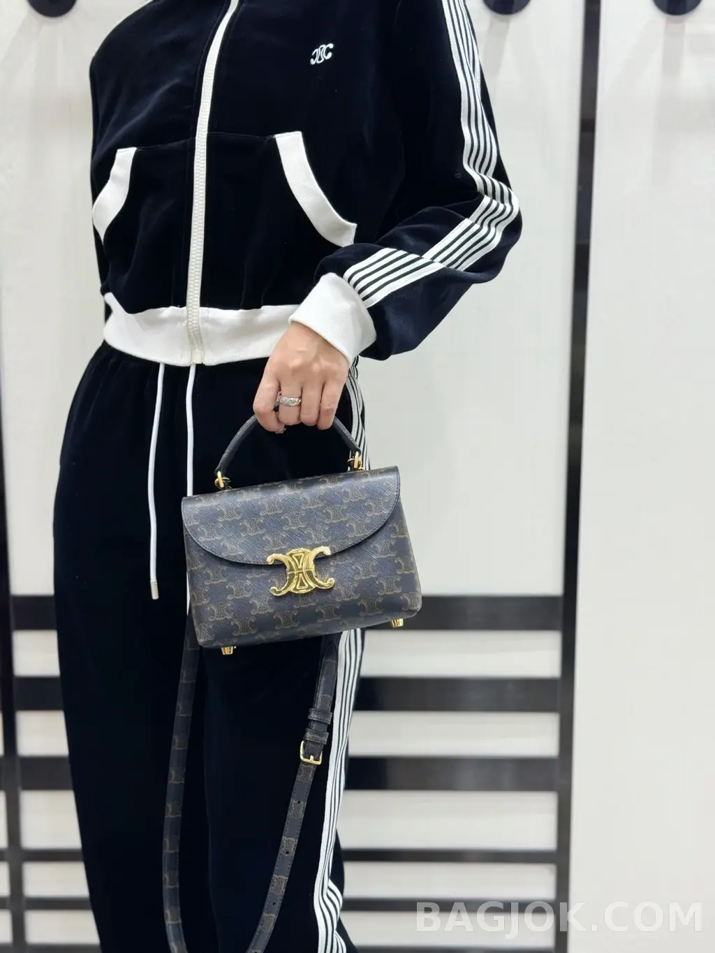셀린느 CELINE 틴 니노백 트리옹프 캔버스 상세 이미지