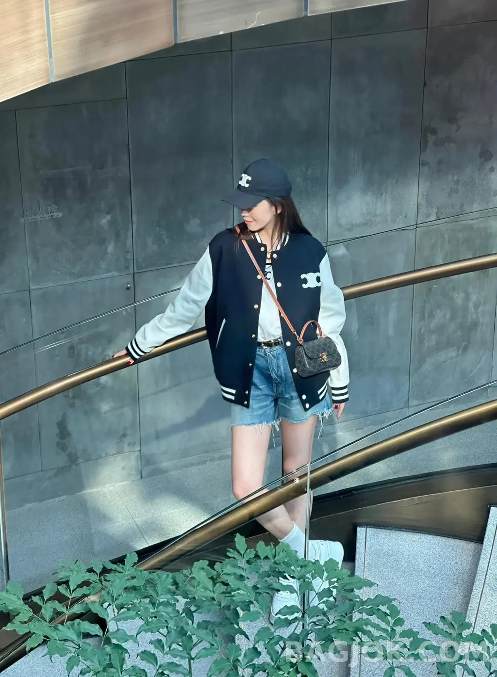 셀린느 CELINE 틴 롤라백 캔버스 상세 이미지