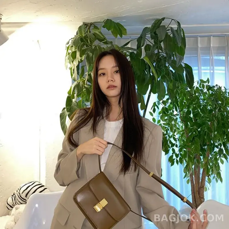 셀린느 CELINE 박스백 틴 상세 이미지
