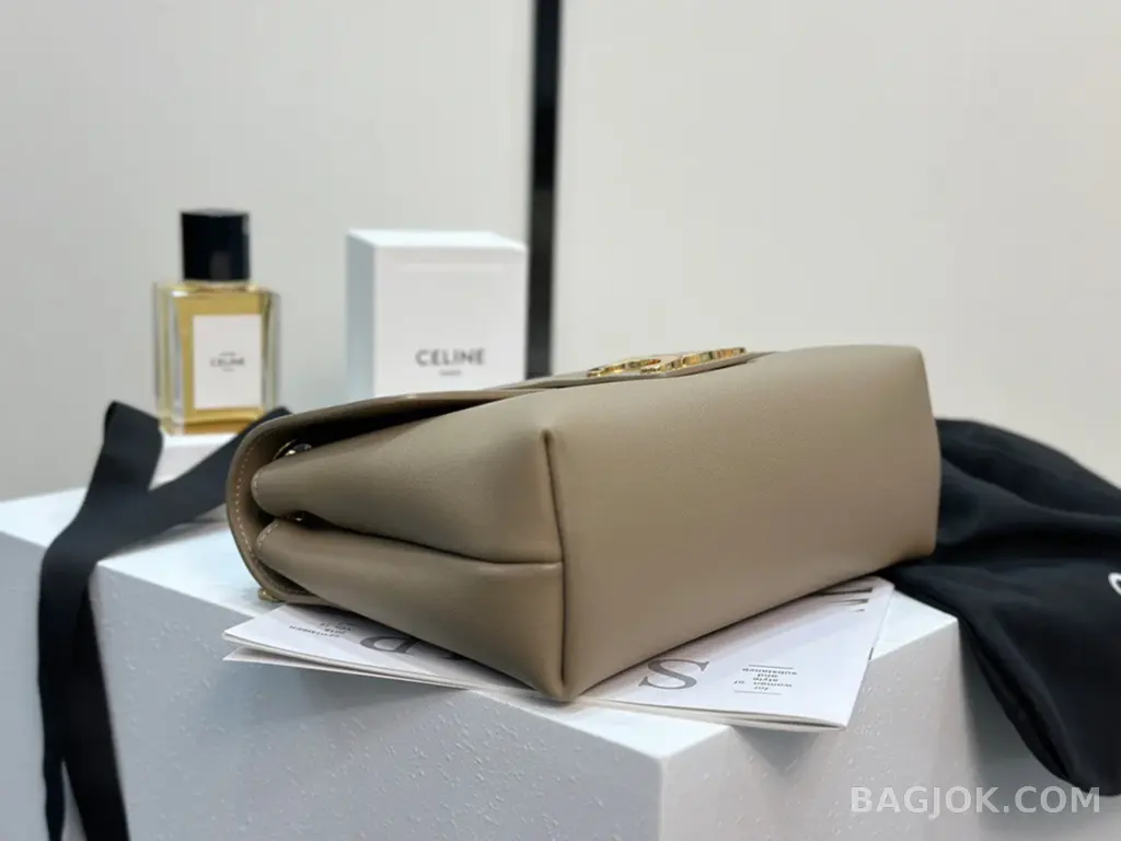 셀린느 CELINE 빅투아르 체인백 미디움 상세 이미지