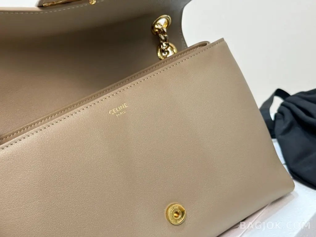 셀린느 CELINE 빅투아르 체인백 미디움 상세 이미지