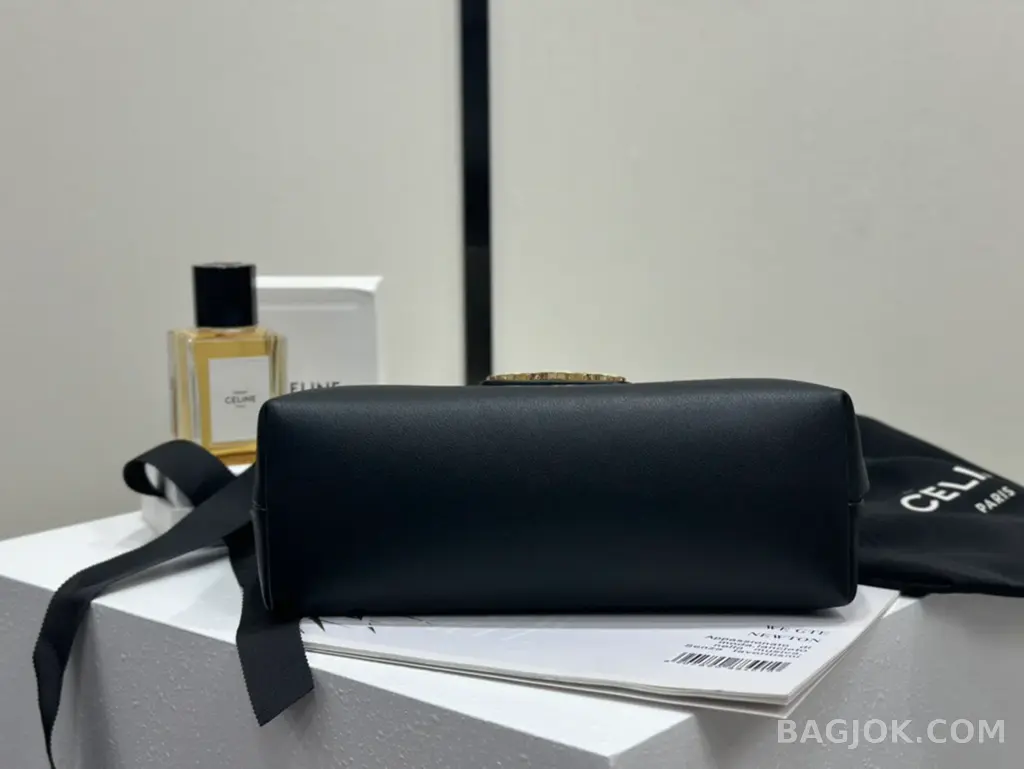 셀린느 CELINE 빅투아르 체인백 미디움 상세 이미지