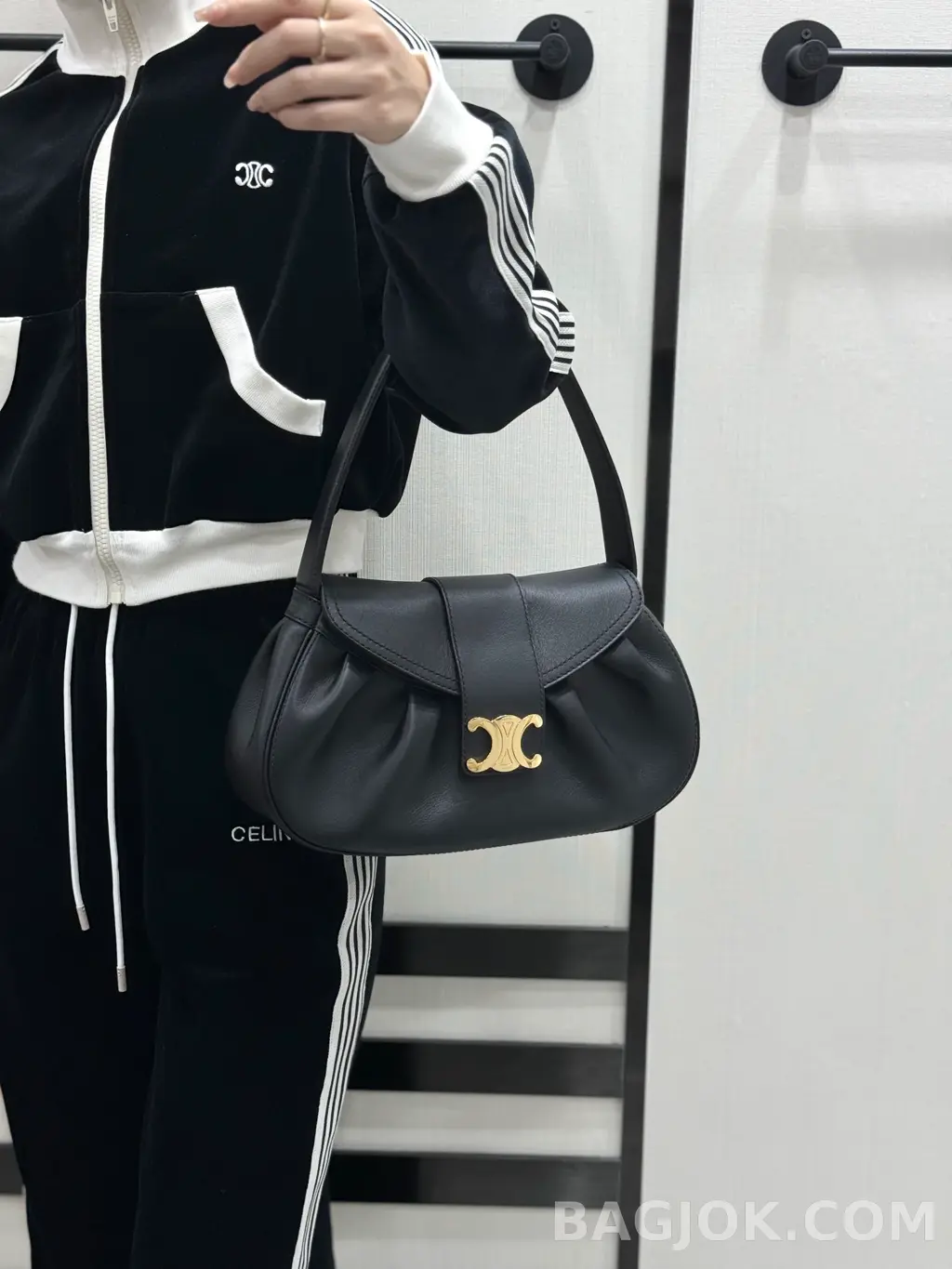 셀린느 CELINE 미디움 폴리백 상세 이미지
