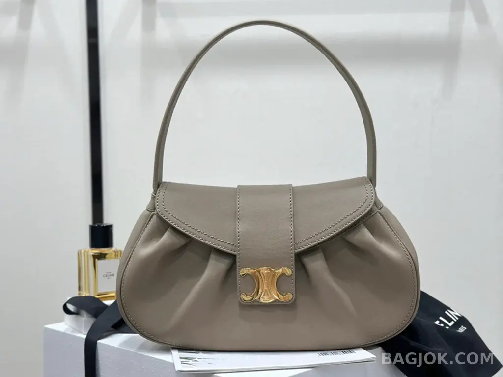 셀린느 CELINE 미디움 폴리백 상세 이미지
