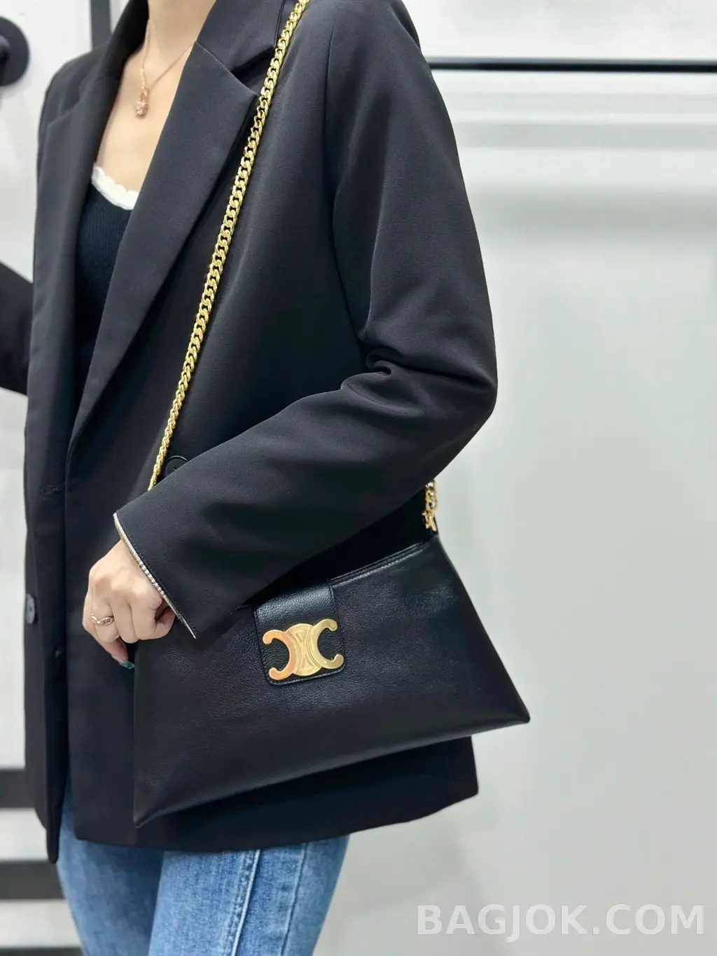 셀린느 CELINE 윌튼 트리옹프 클러치 숄더백 상세 이미지