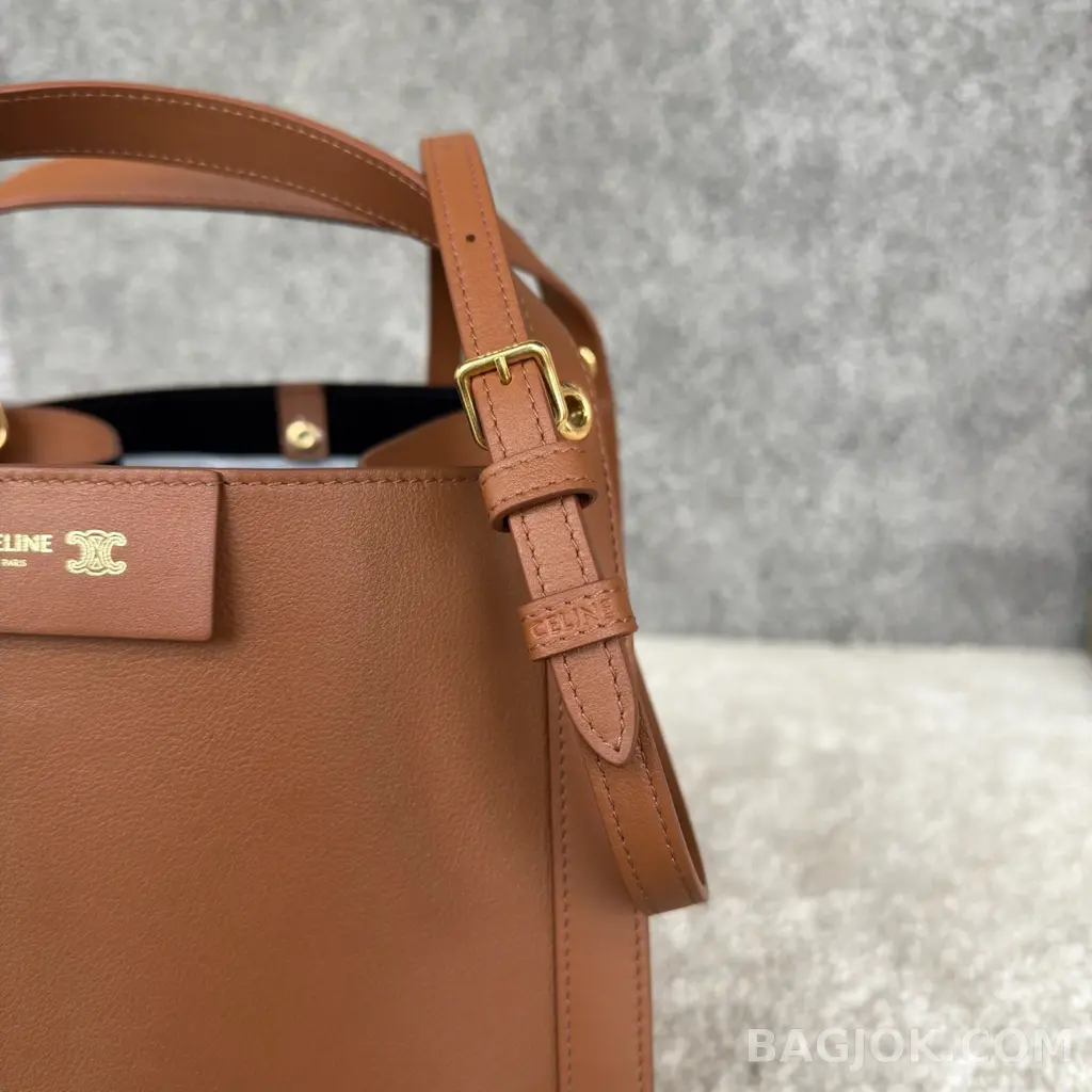 셀린느 CELINE 스몰 큐보 백 상세 이미지