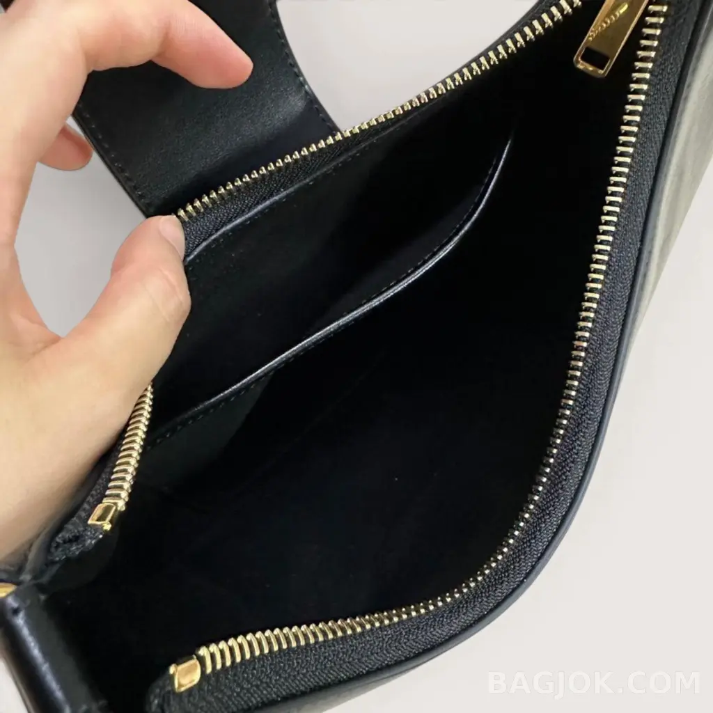 셀린느 CELINE 아바 트리오페 레더백 상세 이미지