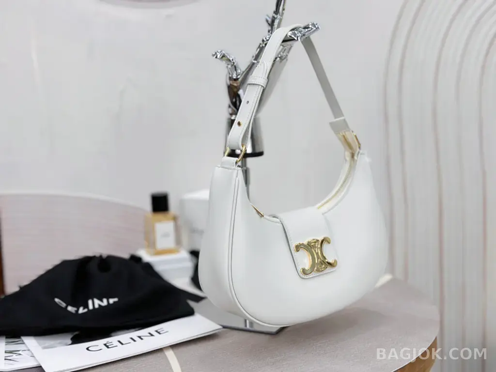 셀린느 CELINE 아바 트리오페 레더백 상세 이미지