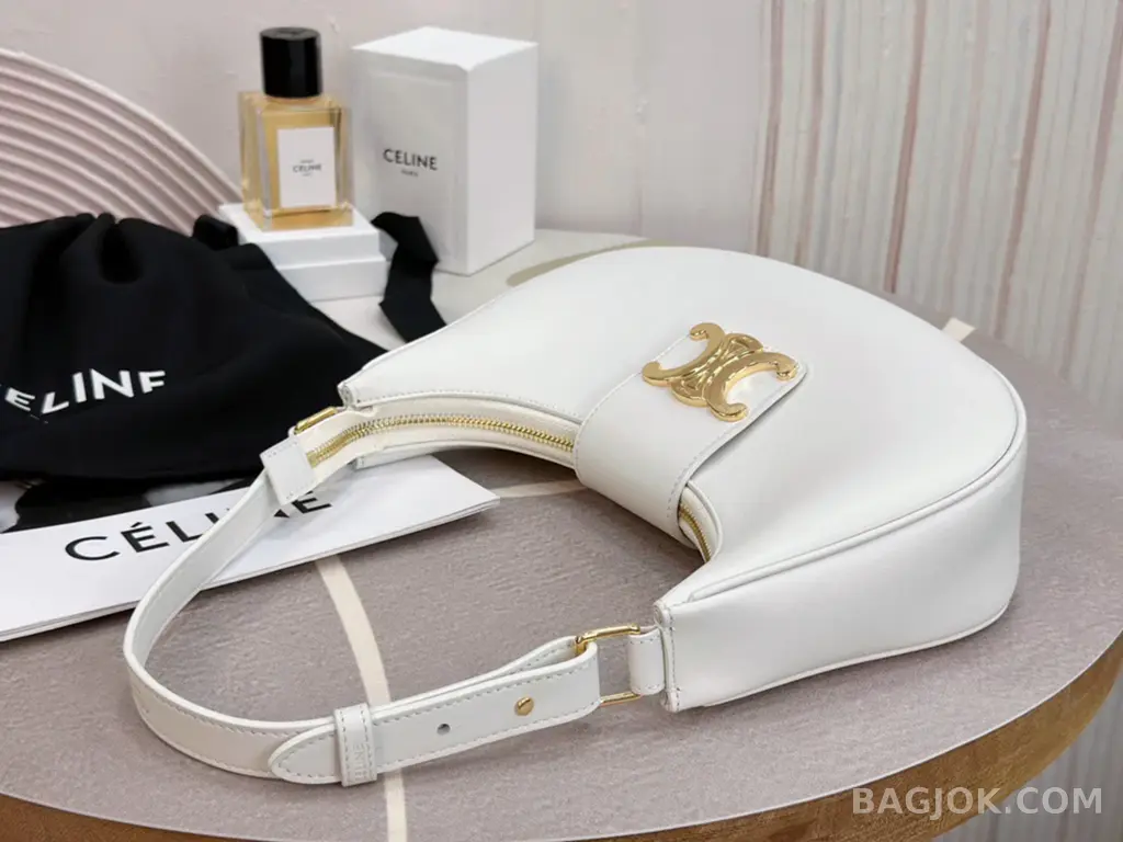 셀린느 CELINE 아바 트리오페 레더백 상세 이미지