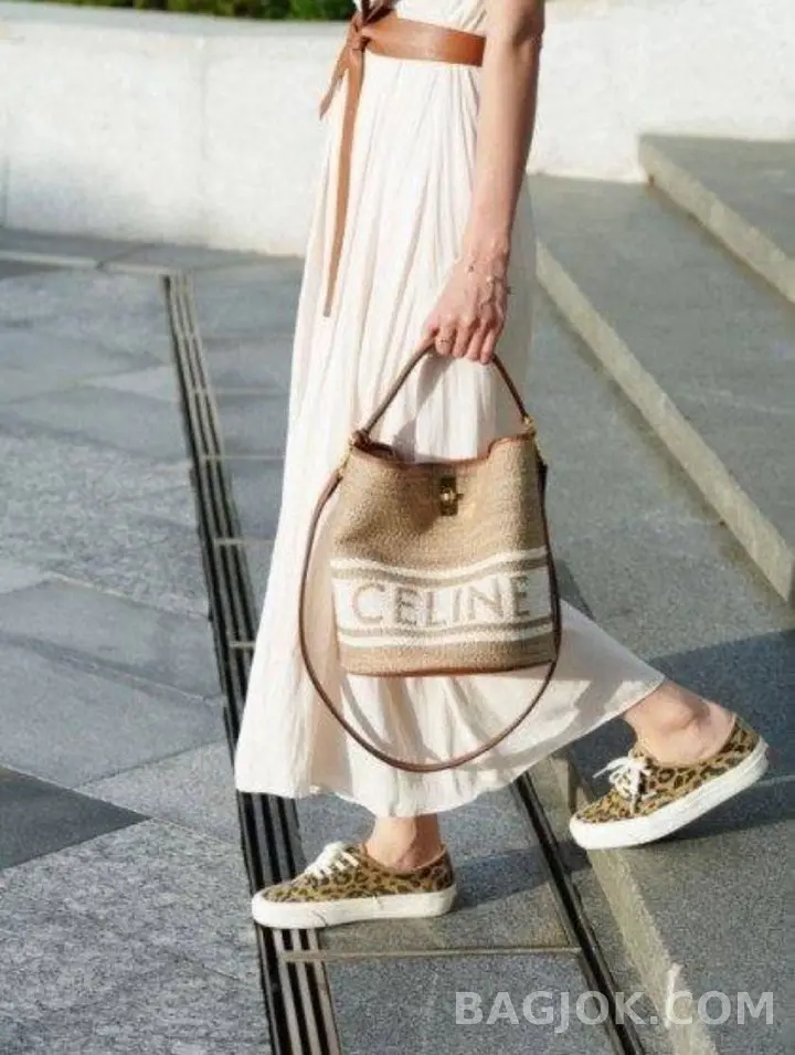 셀린느 CELINE 라피아 16 버킷백 상세 이미지