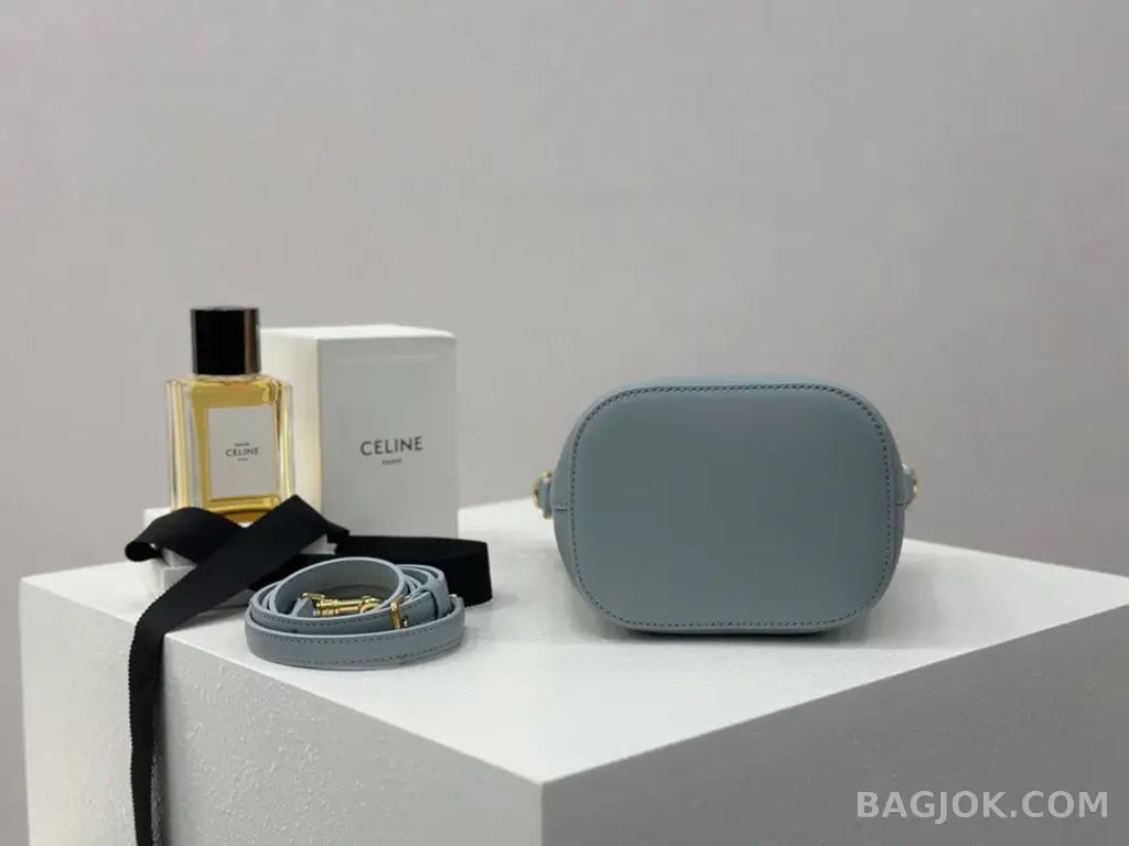셀린느 CELINE 루이즈 버킷백 미니 상세 이미지
