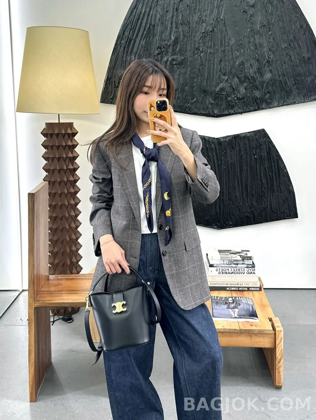 셀린느 CELINE 루이즈 버킷백 스몰 상세 이미지