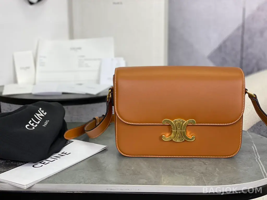 셀린느 CELINE 트리옹프 숄더백 미디움  상세 이미지