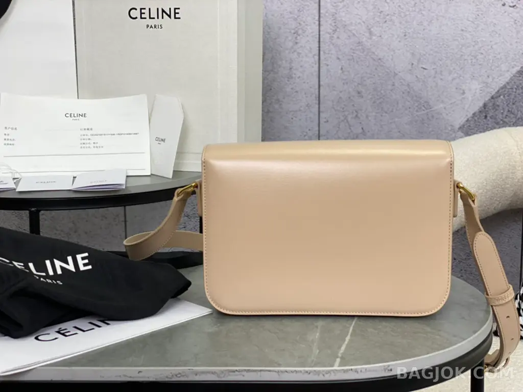 셀린느 CELINE 트리옹프 숄더백 미디움  상세 이미지