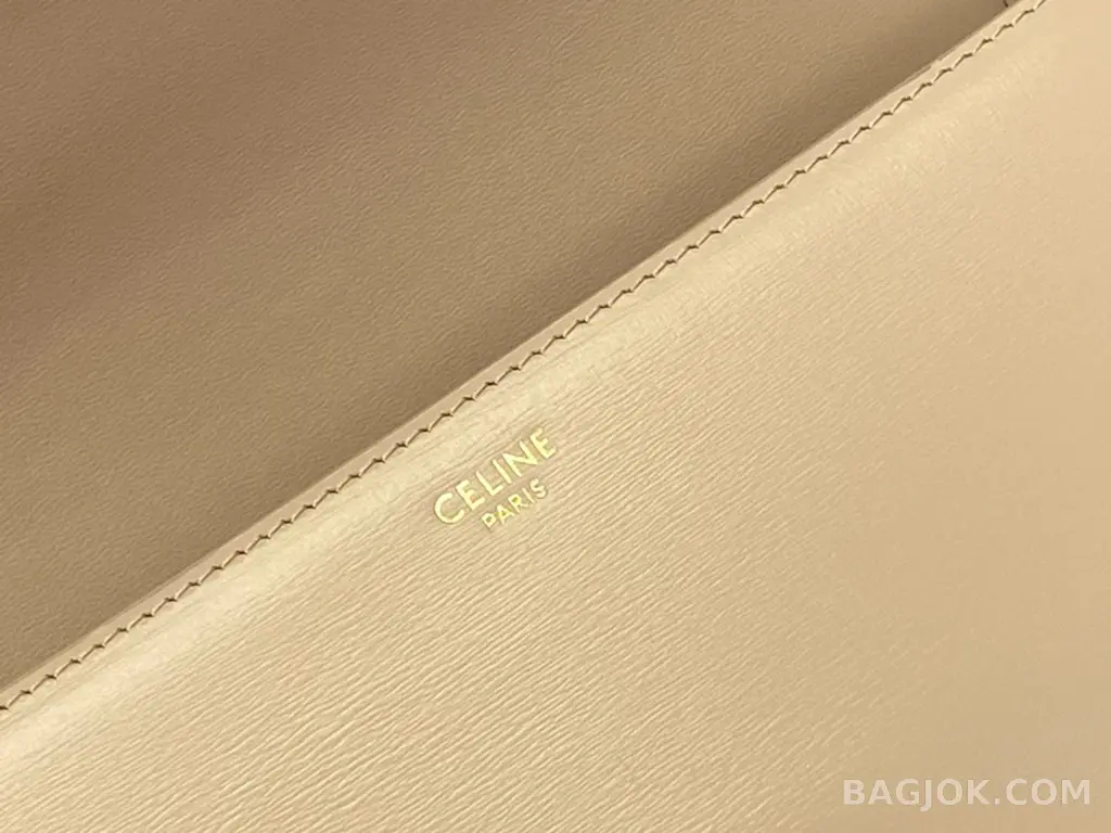 셀린느 CELINE 트리옹프 숄더백 미디움  상세 이미지