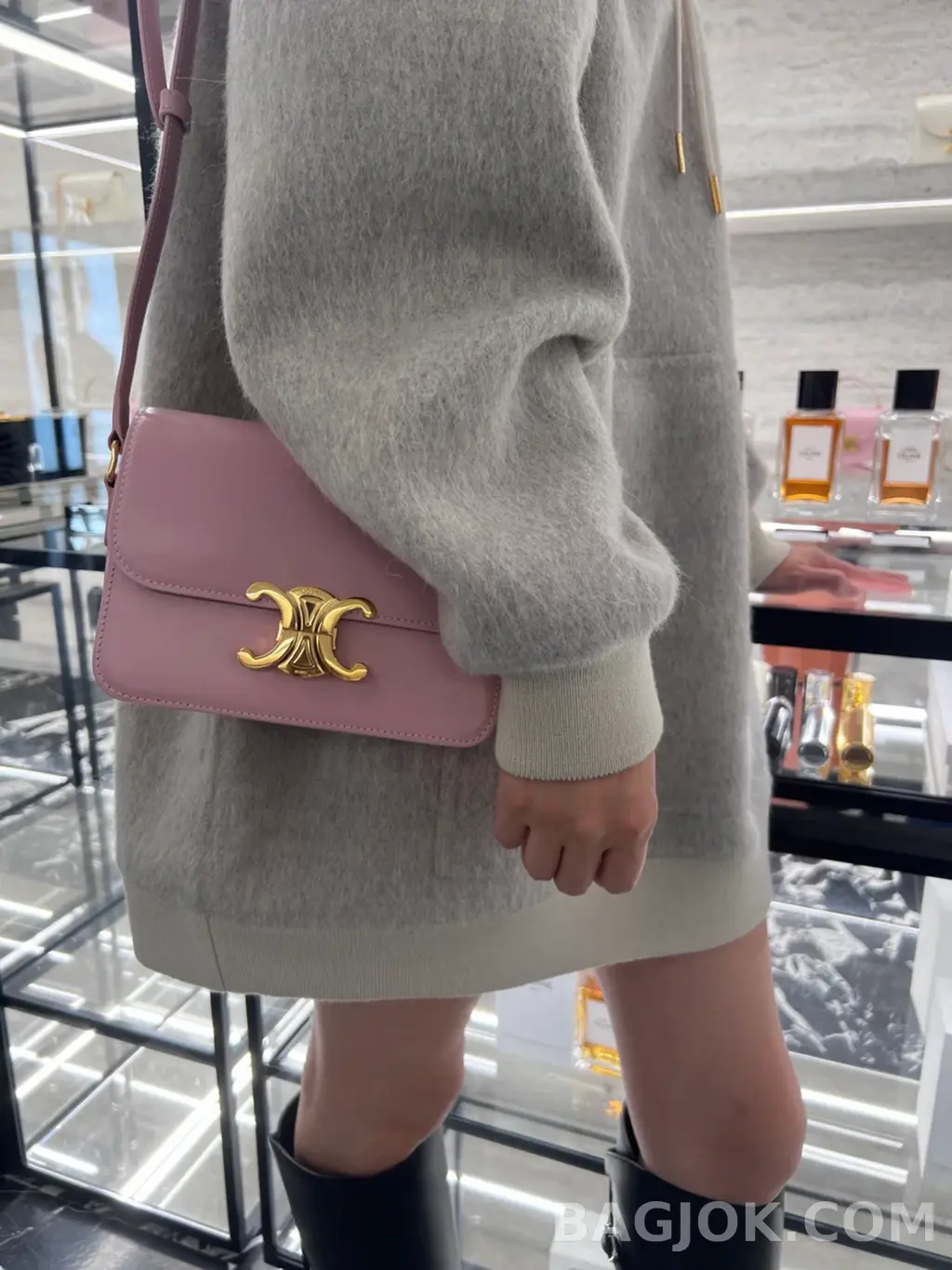 셀린느 CELINE 트리옹프 숄더백 틴 상세 이미지