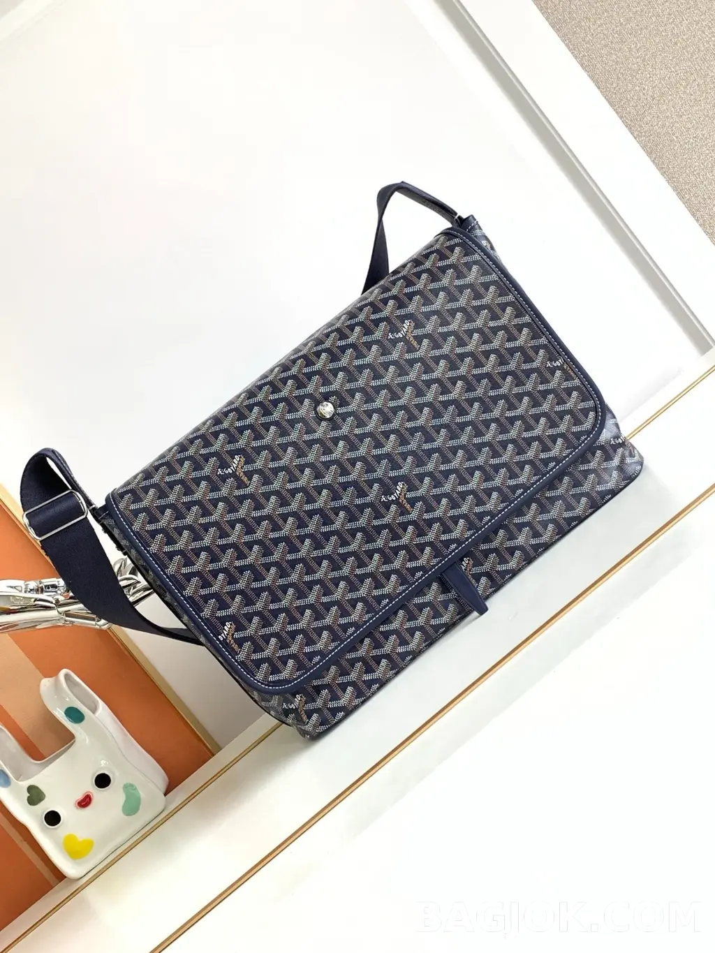 고야드 GOYARD 카페티엔 메신저백 MM 상세 이미지