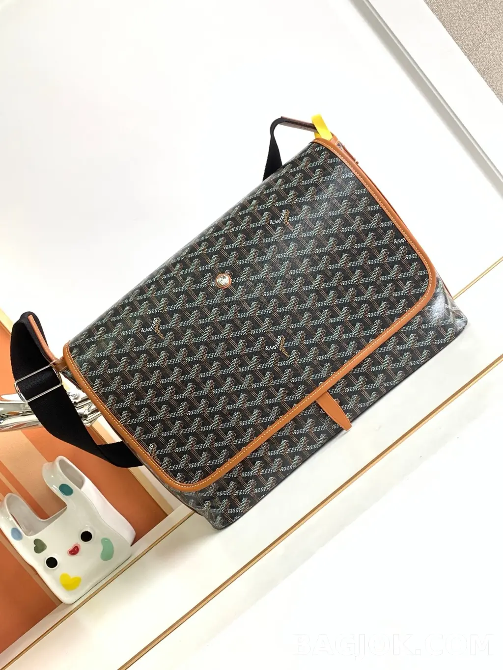 고야드 GOYARD 카페티엔 메신저백 MM  상세 이미지