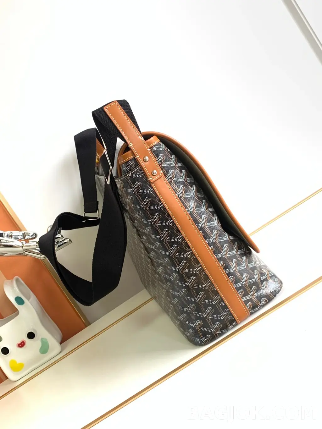 고야드 GOYARD 카페티엔 메신저백 MM  상세 이미지