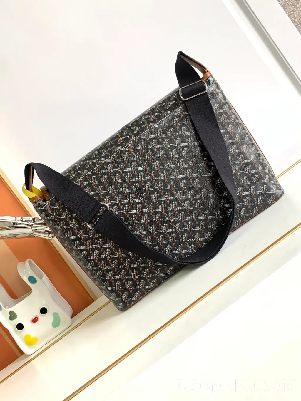 고야드 GOYARD 카페티엔 메신저백 MM  상세 이미지