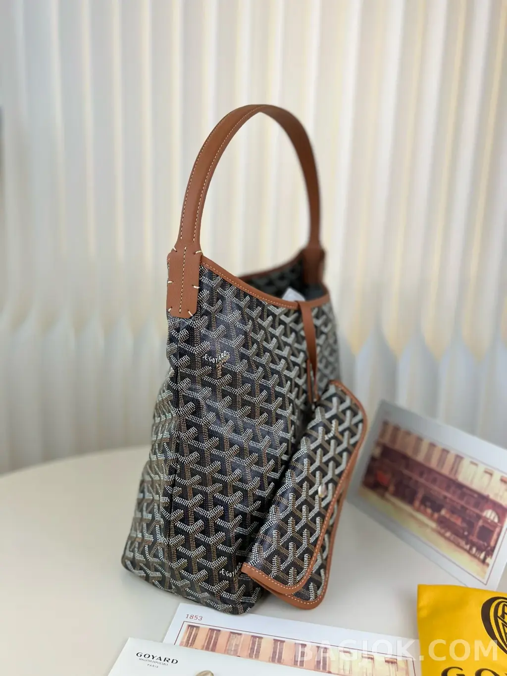 고야드 GOYARD 보헴 호보 백 PM 상세 이미지