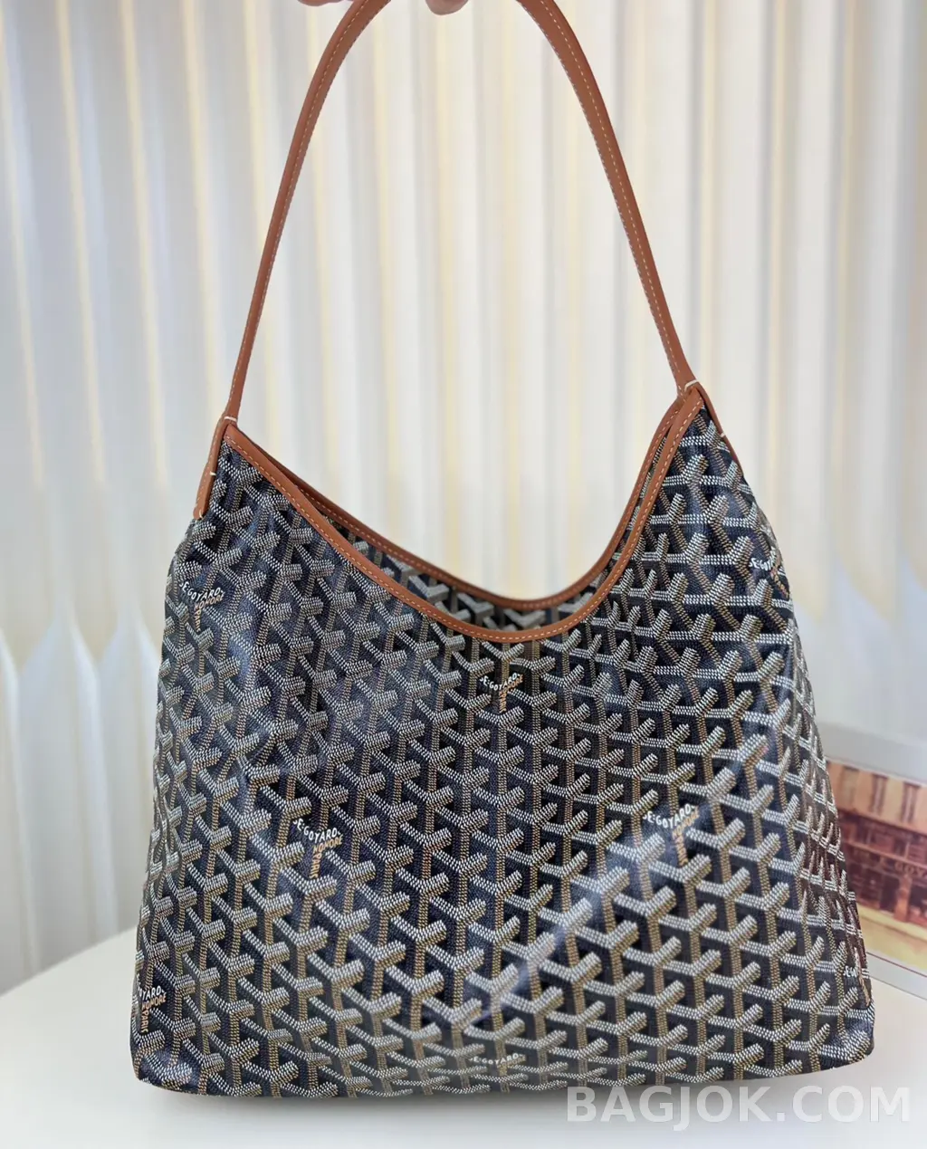 고야드 GOYARD 보헴 호보 백 PM 상세 이미지
