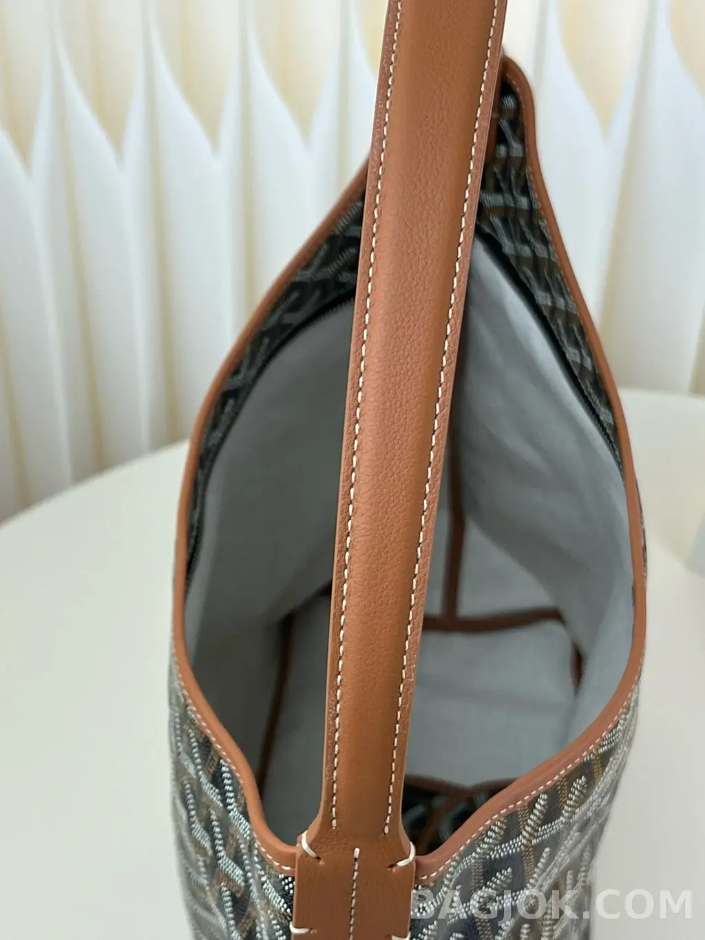 고야드 GOYARD 보헴 호보 백 PM 상세 이미지