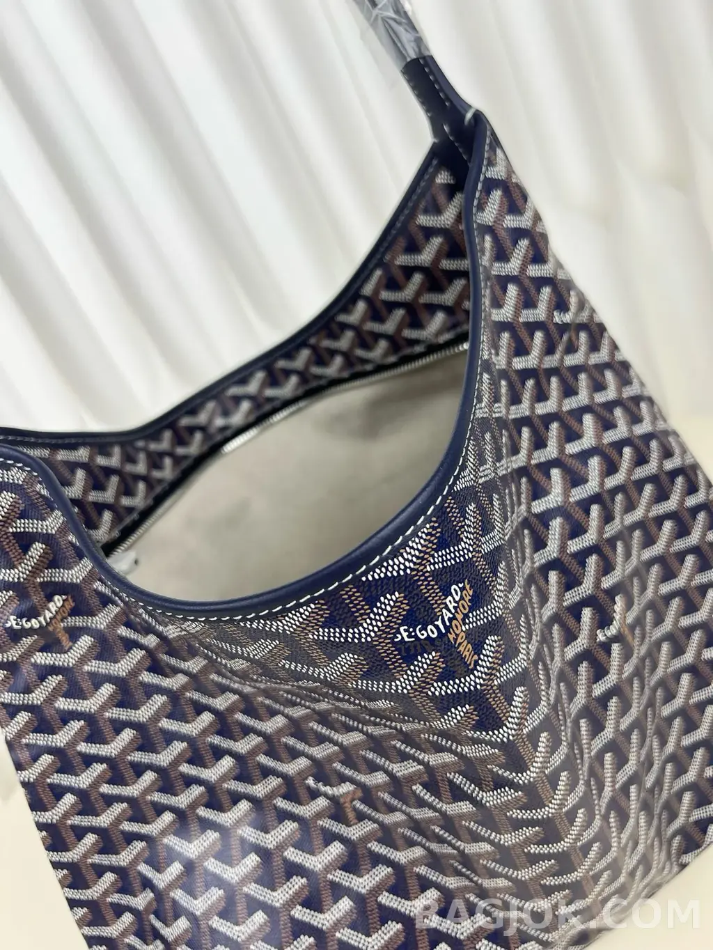 고야드 GOYARD 보헴 호보 백 PM 상세 이미지