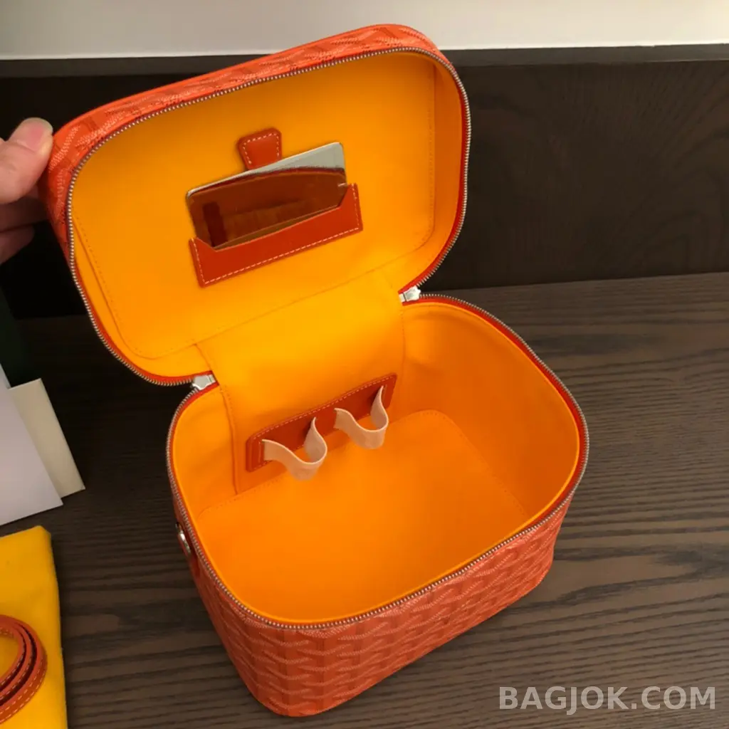 고야드 GOYARD 뮤즈 파우치백 상세 이미지