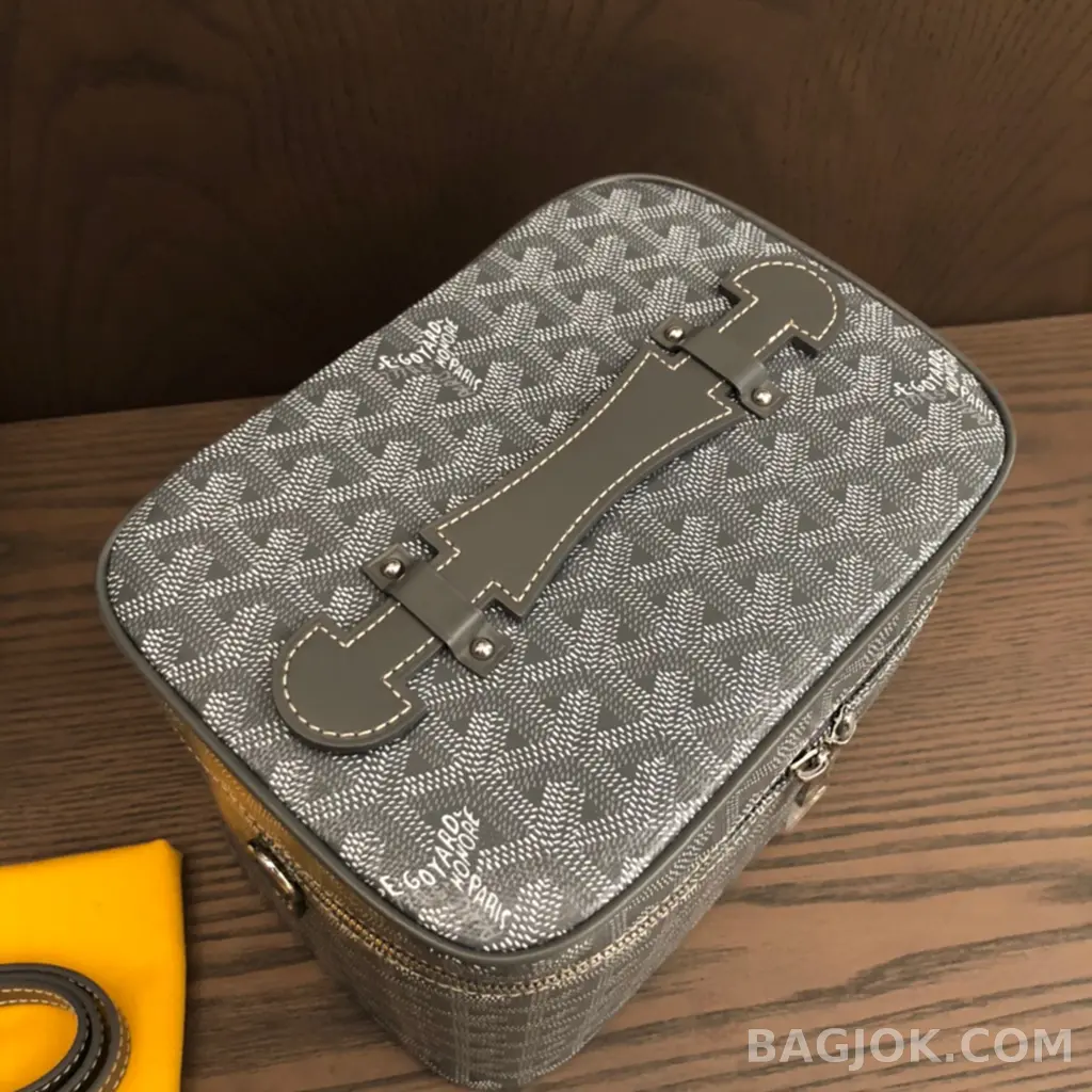 고야드 GOYARD 뮤즈 파우치백 상세 이미지