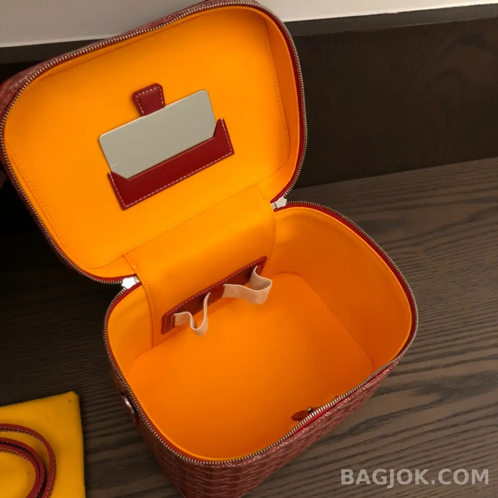 고야드 GOYARD 뮤즈 파우치백 상세 이미지