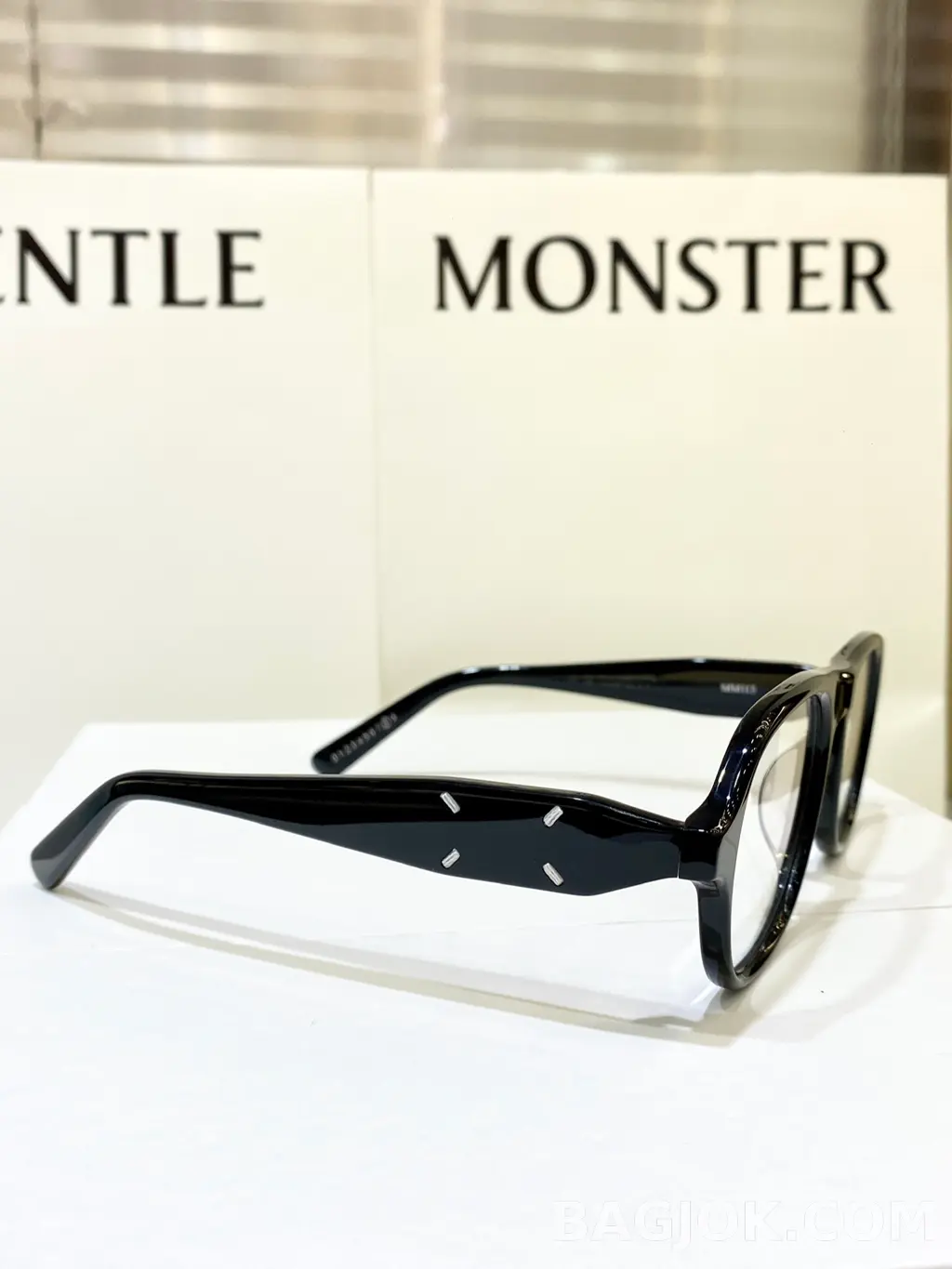 젠틀 몬스터 Gentle Monster x Maison Margiela MM113 콜라보 안경 상세 이미지