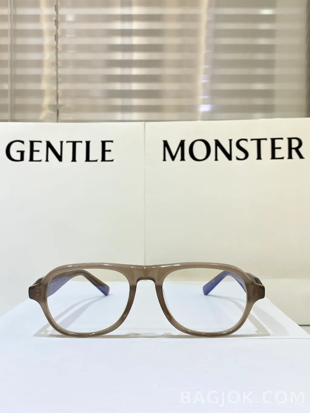 젠틀 몬스터 Gentle Monster x Maison Margiela MM113 콜라보 안경 상세 이미지