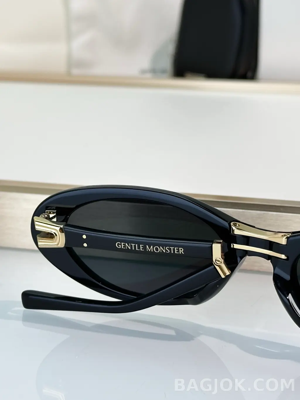 젠틀 몬스터 GENTLE MONSTER 로랑 Sunglasses 상세 이미지